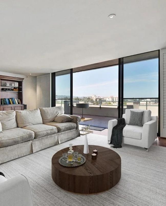 不止顏值，更有內(nèi)涵！一扇好門(mén)窗，盡顯美好生活！