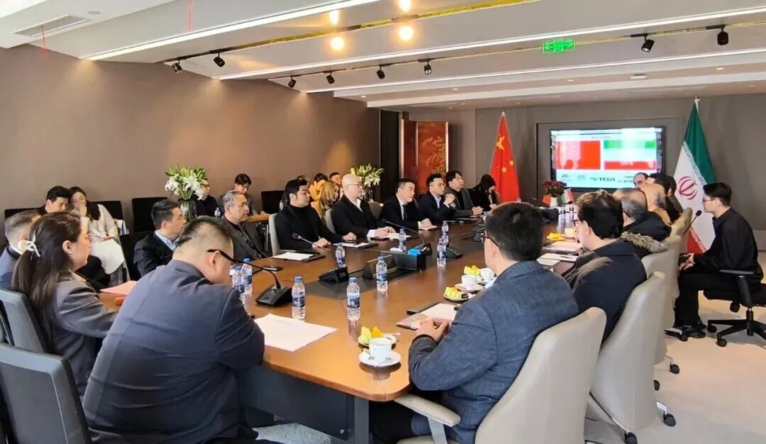 王小刚董事长赴中伊新能源洽谈会，深化战略合作