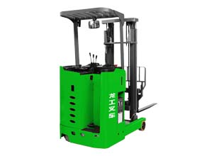CQD12/15/20-E2C15前移式叉車（站駕式）