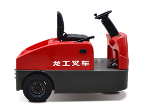 QDD60-E4C5牽引車（座駕式）