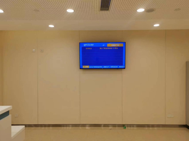 福建觸摸廣告機供應(yīng)商,廣告機