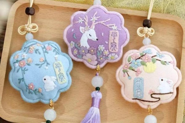 不一樣的流梳，與刺繡能關(guān)生關(guān)聯(lián)嗎