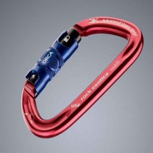 Mountaineering buckle carving