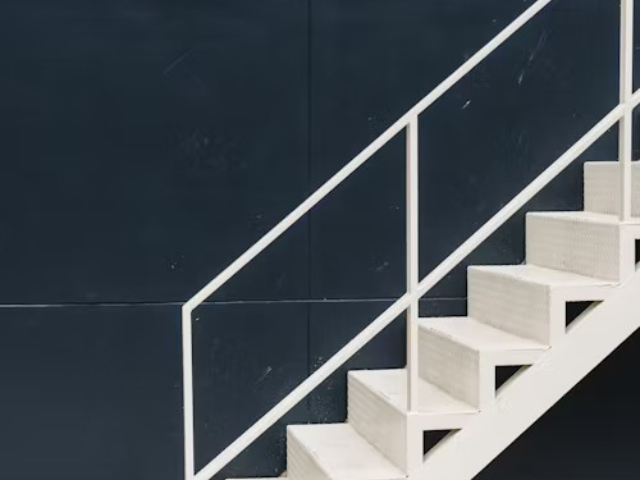 嘉定區(qū)鋼結(jié)構(gòu)樓梯焊接制作 貼心服務(wù) 上海市常鵬金屬制品供應(yīng)