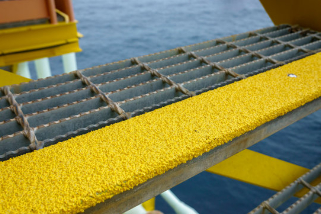 虹口區(qū)格柵板吊頂 值得信賴 上海市常鵬金屬制品供應(yīng)