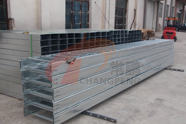 地面電纜橋架施工標(biāo)準(zhǔn),橋架
