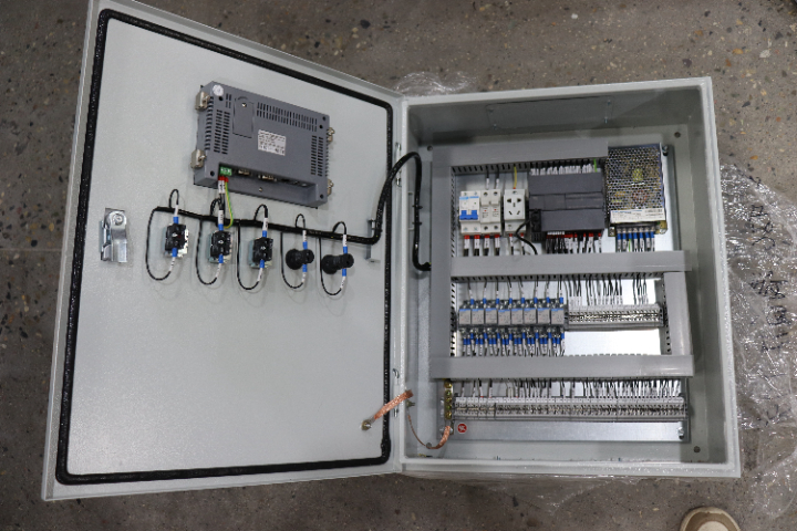 西藏生產(chǎn)配電箱柜生產(chǎn)廠家 服務(wù)至上 四川鑫泰利電氣供應(yīng)