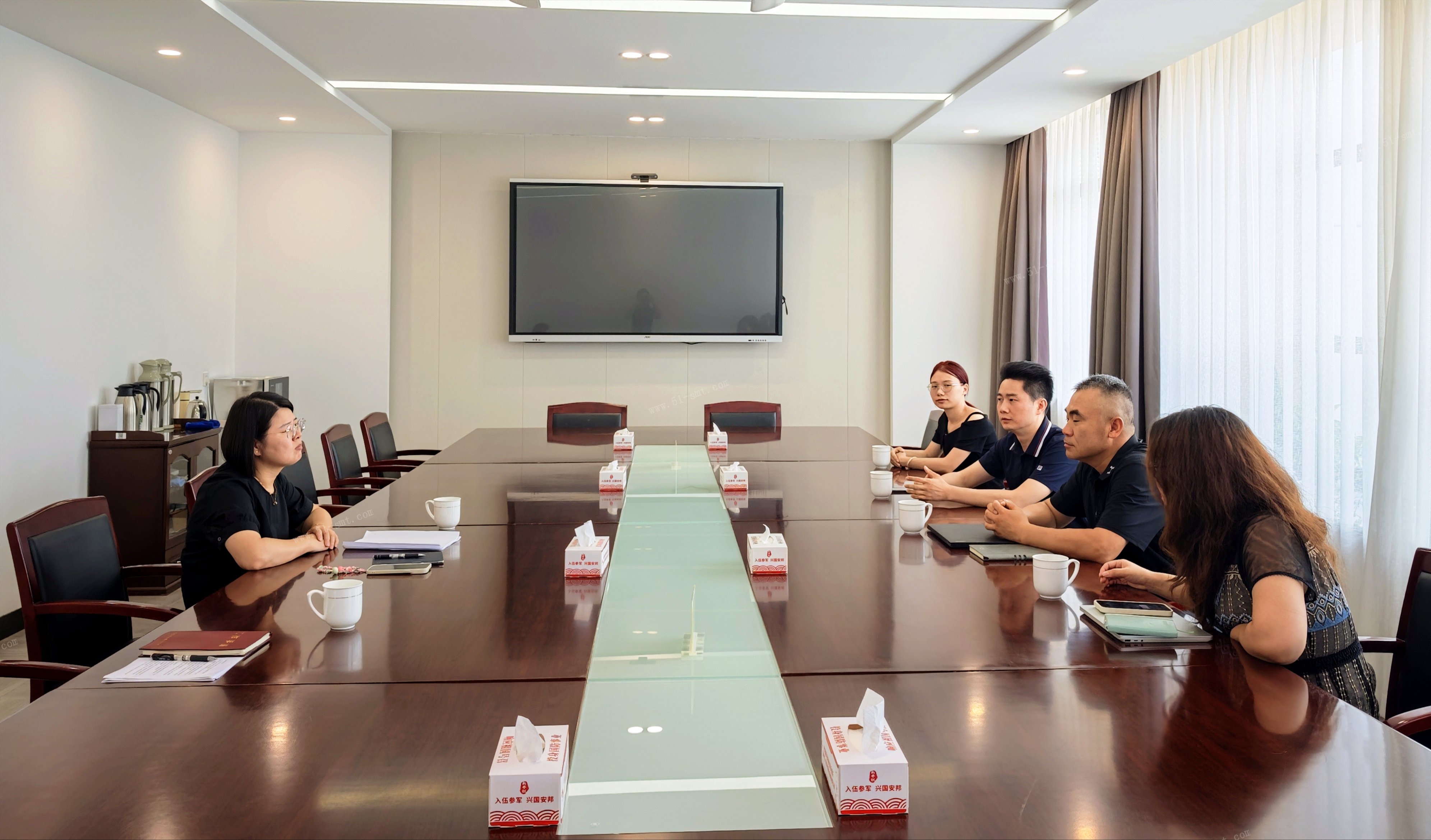 座頭鯨與烽唐企業(yè)考察嘉興南湖新豐鎮(zhèn) 共探產(chǎn)業(yè)合作新機(jī)遇