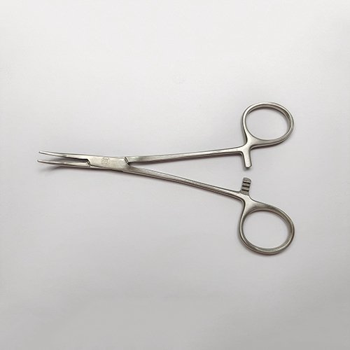 NK23-04 止血鉗 彎14cm-Haemostatic Forceps