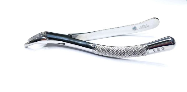 NK44-15 成人上頜前牙鉗-Extracting Forceps, Upper premolars, incisors & roots