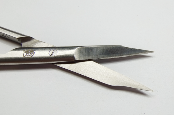 NK29-09 牙齦剪 直鑲嵌 12cm-Gum Scissors TC, Str 12cm 1/2''