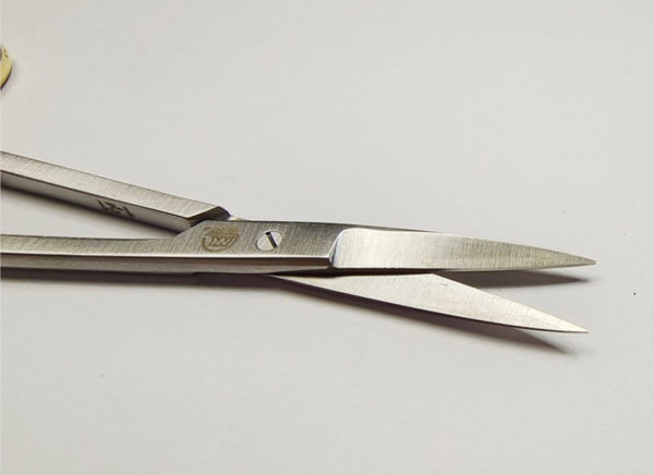 NK29-09 牙齦剪 直鑲嵌 12cm-Gum Scissors TC, Str 12cm 1/2''