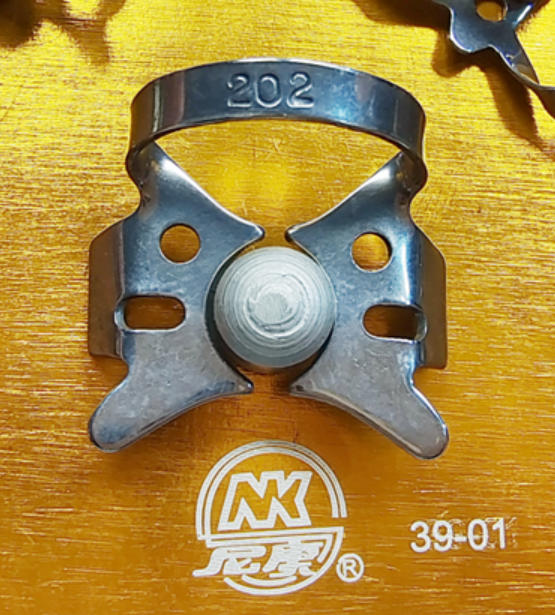 NK39-01 橡皮障夾 (套裝12支)-Clamp kits 12pcs