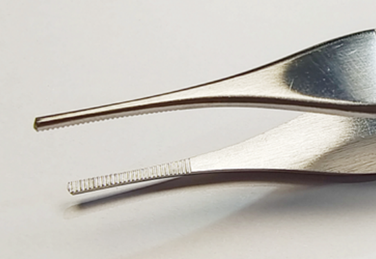 NK28-06 組織鑷 平齒 15cm-Tissue Pliers，Fig. 1 Adson 15cm