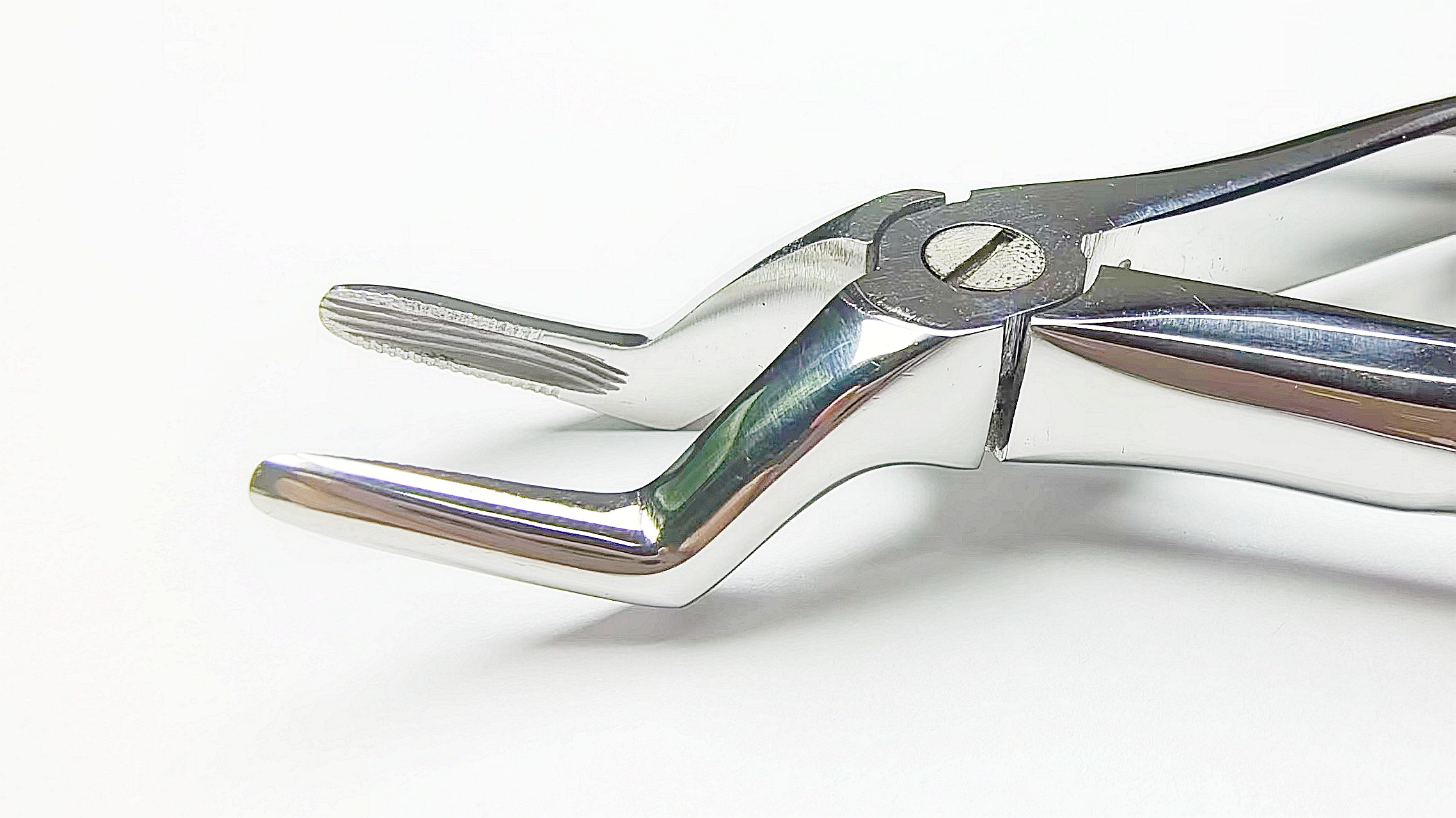 NK44-50 兒童上頜根尖鉗 (波浪柄)-Chrildren Extracting Forceps, Upper roots new handle