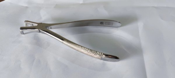 NK44-03 成人下頜根尖鉗-Extracting Forceps, Lower roots
