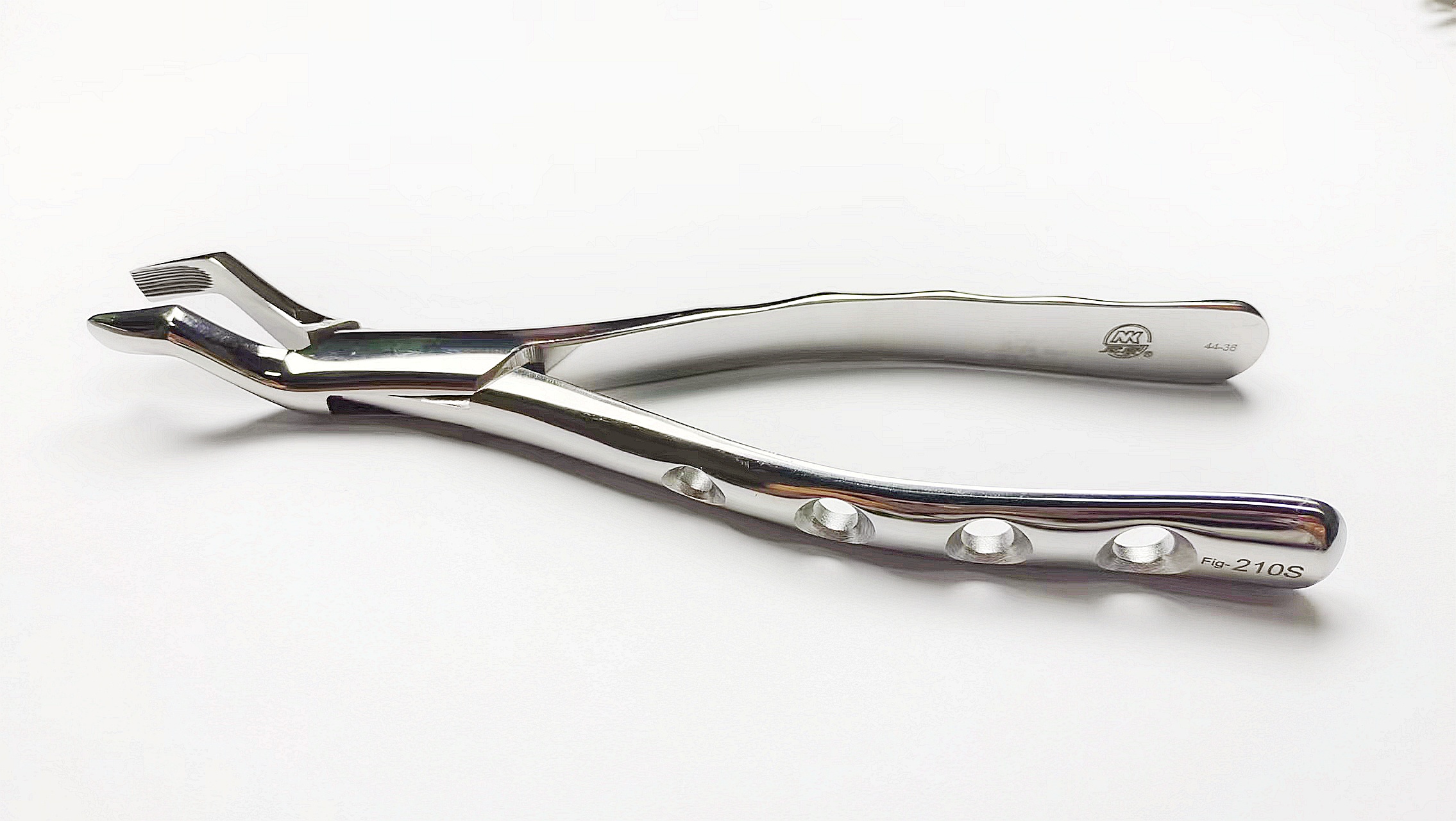 NK44-36 成人上頜磨牙鉗 (波浪柄)-Adult Upper Jaw Molars Forceps (wavy handle)
