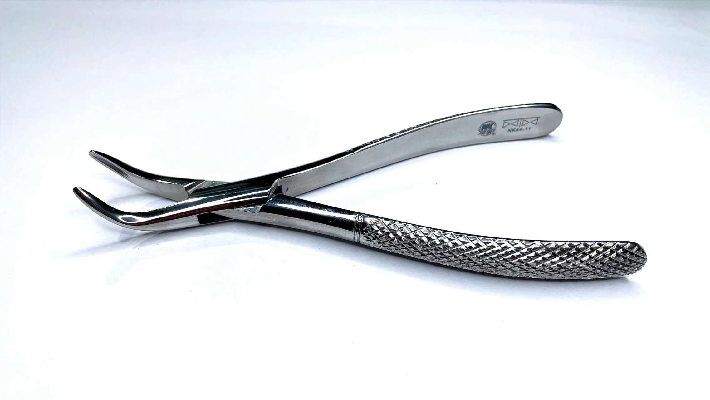 NK44-11成人下頜通用鉗-Wisdom Teeth Extracting Forceps, universal for lower teeth