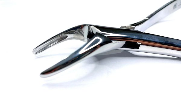 NK44-56 成人通用殘根鉗-Extracting Forceps, upper and lower roots