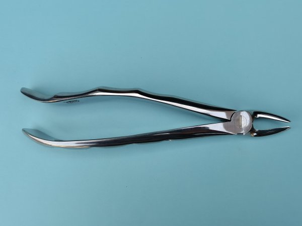 NK44-22 上頜前磨牙鉗 (波浪柄)-Extracting Forceps，new handleUpper premolars