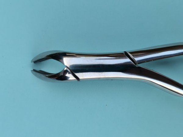 NK44-25 成人下頜磨牙鉗(波浪柄)-Extracting Forceps, Lower molars，wavy handle