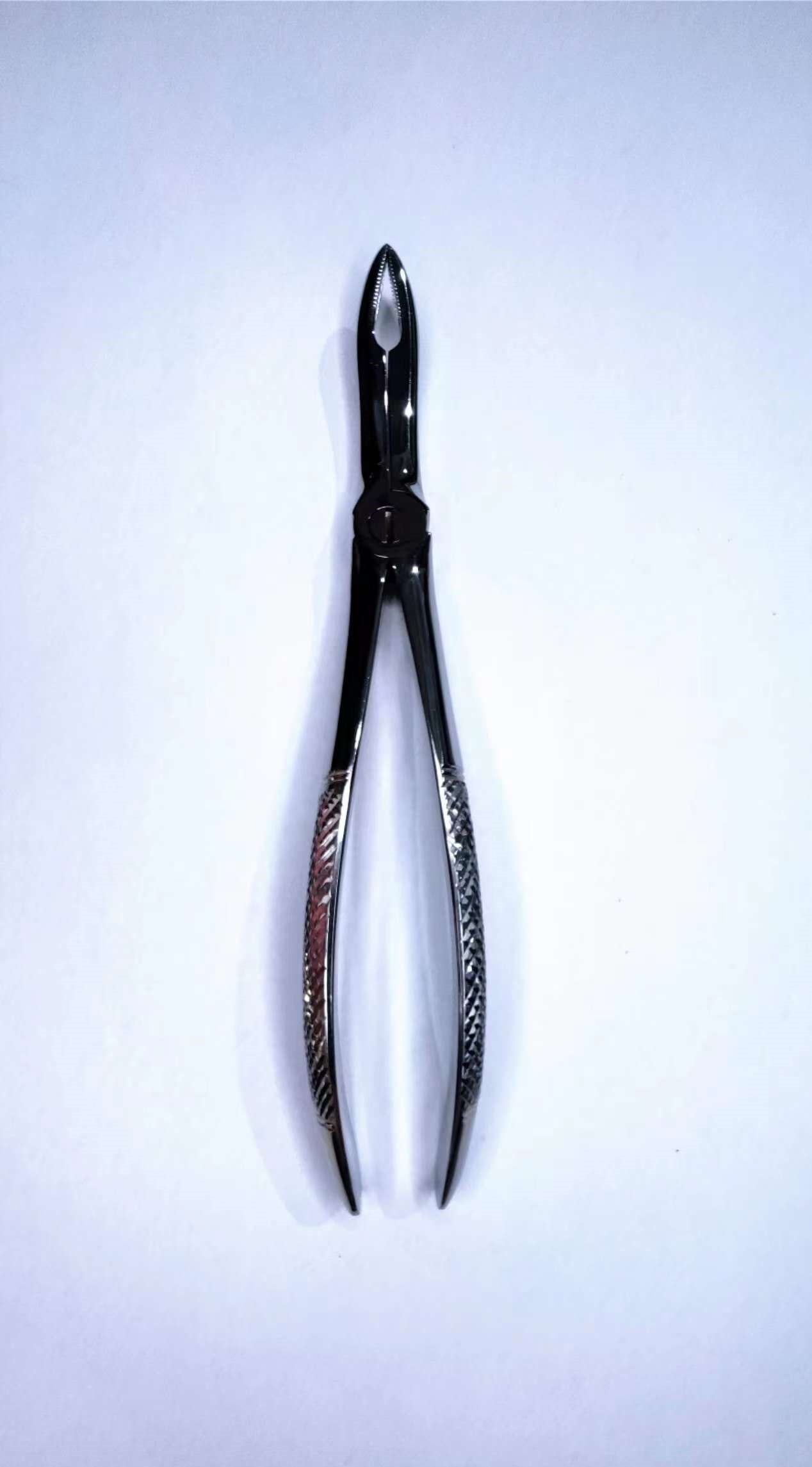 NK44-20 成人上頜根尖鉗 (波浪柄)-Extracting Forceps, Upper roots，new handle