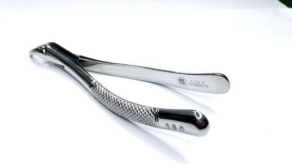 NK44-15 成人上頜前牙鉗-Extracting Forceps, Upper premolars, incisors & roots
