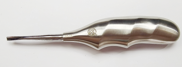 NK27-10/11/12 牙根挺 彎型 2mm/3mm/4mm（波浪柄）-Root Elevator，cvd new handle