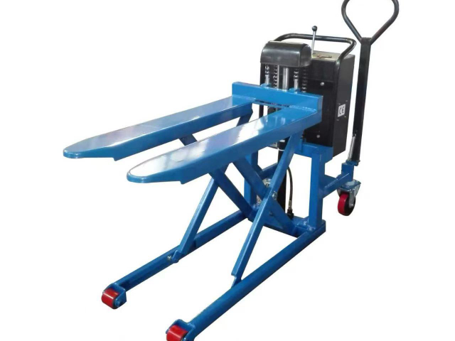 上海高空作業(yè)平臺(tái)設(shè)備廠家 常州市祥瑞液壓設(shè)備供應(yīng);