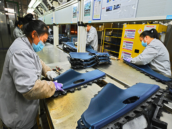 汽車內(nèi)飾加速釋放測試房供熱引進(jìn)熱泵更高效