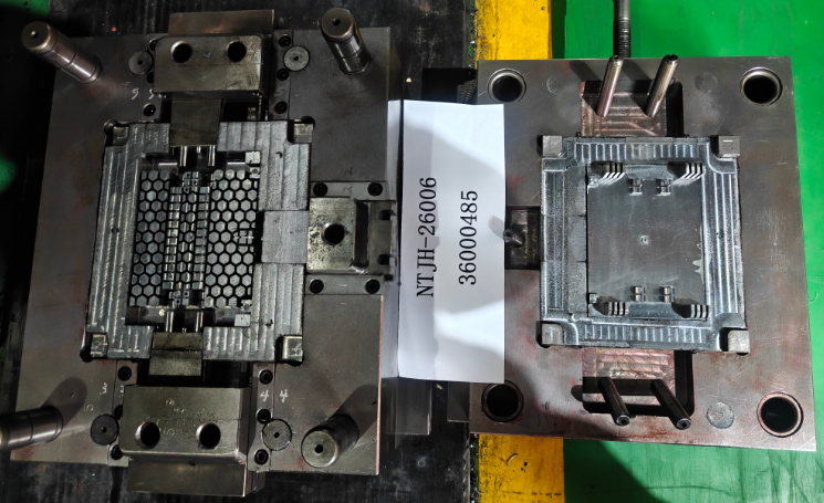 新款注塑模具诚信合作,注塑模具