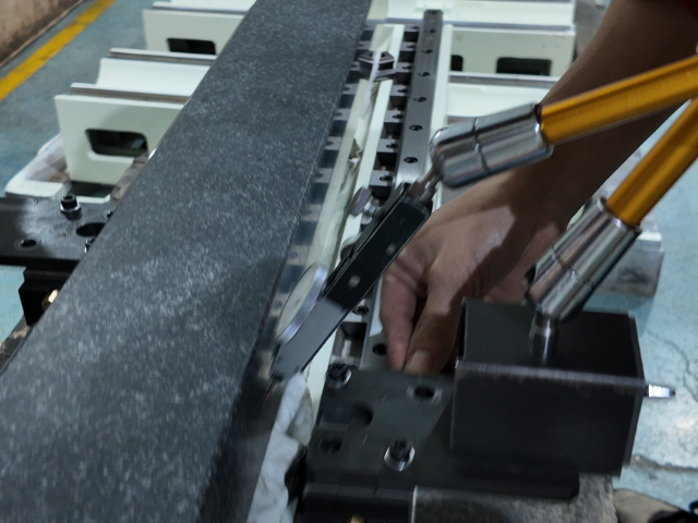 廣東AMR系列精密雙牛頭火花機(jī)服務(wù) 歡迎咨詢 深圳市米爾迪克精密機(jī)械科技供應(yīng);