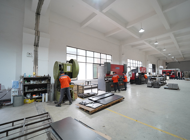 四川米爾迪克高精密鏡面火花機(jī)AR系列生產(chǎn)廠家 誠信為本 深圳市米爾迪克精密機(jī)械科技供應(yīng)