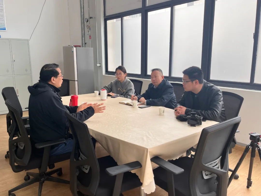 聚焦科技前沿|經(jīng)驗豐富記者采訪奧度利康高科技家紡材料創(chuàng)新之路