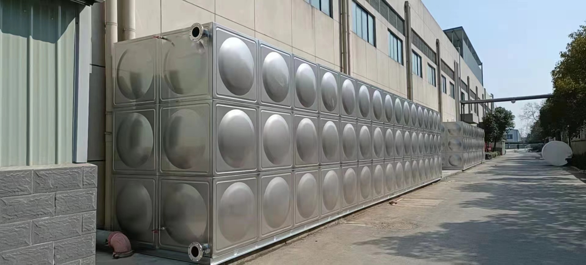 多功能適配多場景，不銹鋼水箱成各領域儲水設備的心頭好