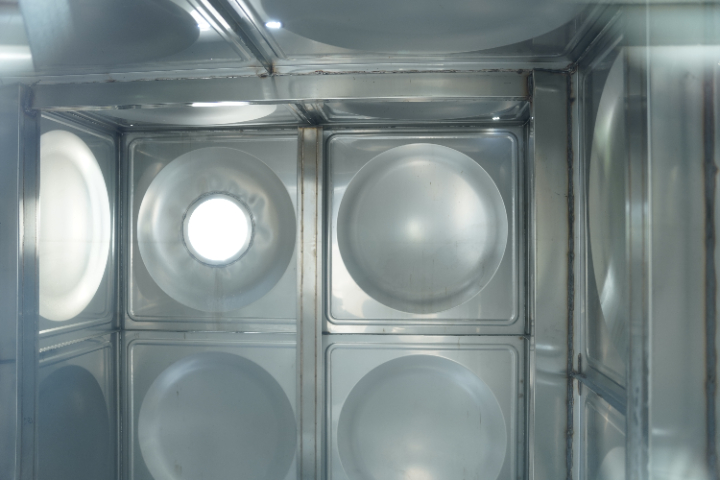 保溫無拉筋水箱材質(zhì)特點 蕪湖君如保溫材料股份供應