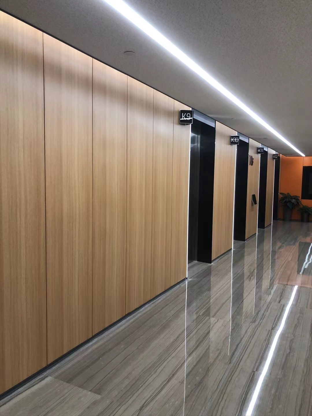 覆膜鋁型材：生活空間里的 “全能型” 實(shí)用材料