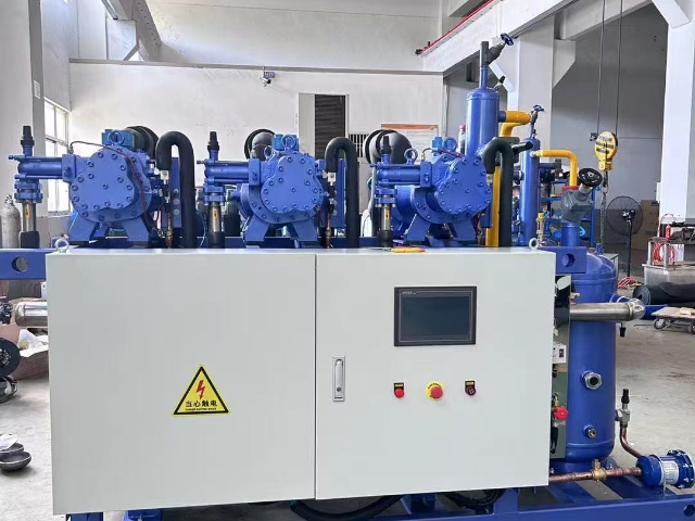 上海風(fēng)冷螺桿機組銷售電話 常州市冰源冷凍科技供應(yīng);
