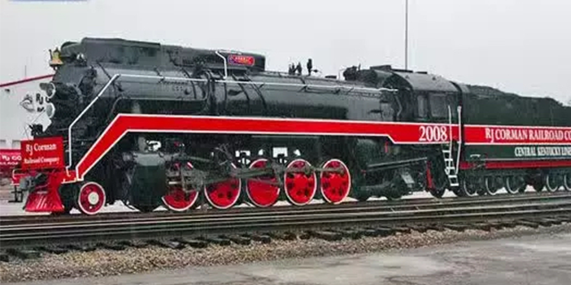 四川雙層廢舊火車(chē)廂價(jià)格,廢舊火車(chē)廂