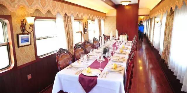 甘肅雙層廢舊火車廂創(chuàng)意設(shè)計(jì),廢舊火車廂