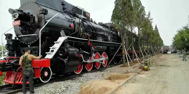 四川雙層廢舊火車(chē)廂價(jià)格,廢舊火車(chē)廂