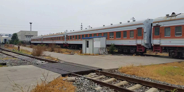 迷你爬坡小火車路線 浙江中特軌道交通裝備集團供應(yīng)