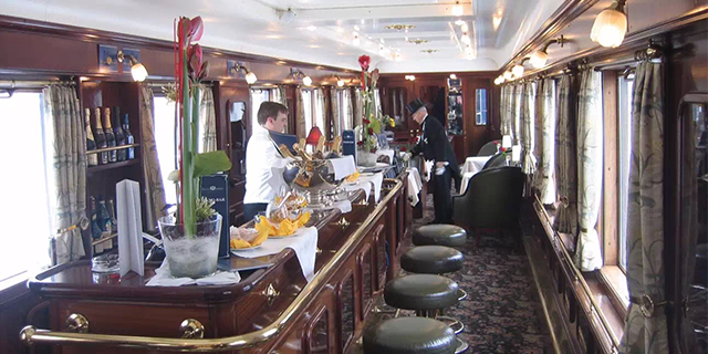 黑龍江廢舊火車(chē)廂供應(yīng)商,廢舊火車(chē)廂