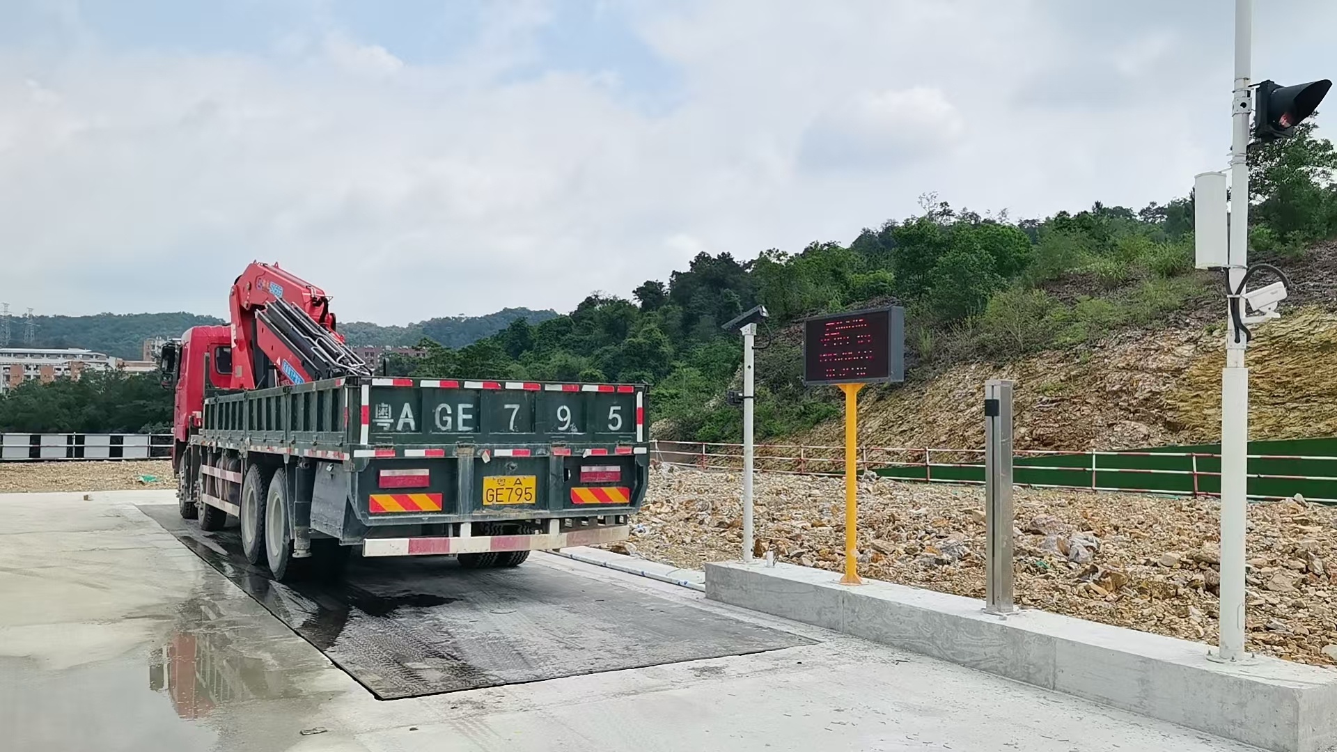 中建三局广州项目安装现场
