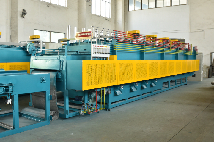 山东热风网带炉多少钱一台,网带炉