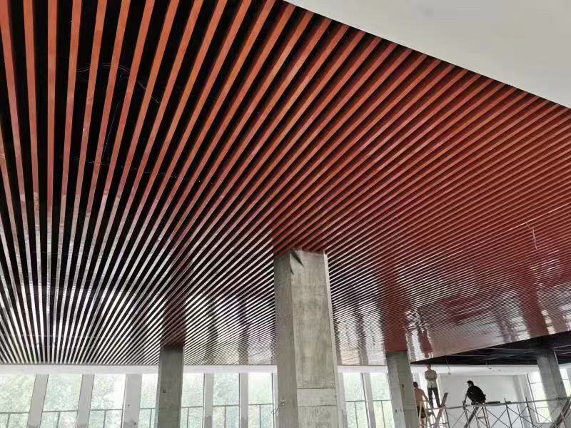 鋁方通有哪些特點(diǎn)？