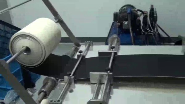 全自動高頻壓花機（眼鏡盒熔斷機）