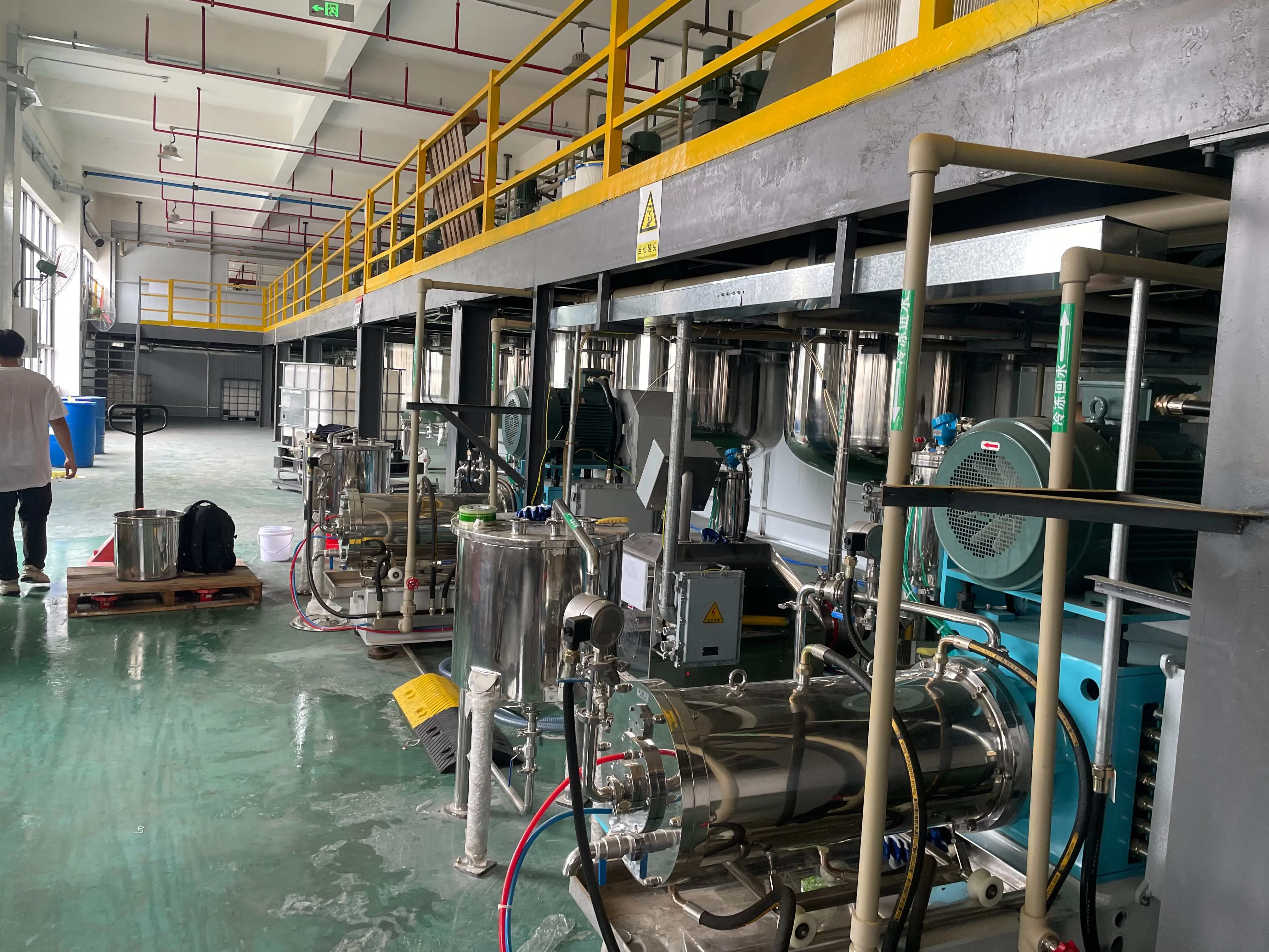 涂料生產(chǎn)迎來(lái)技術(shù)革新！儒佳DF系列砂磨機(jī)以高性能開(kāi)啟涂料研磨新紀(jì)元