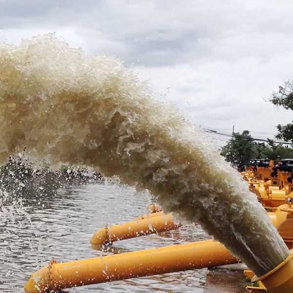 泰国100台双吸排涝泵