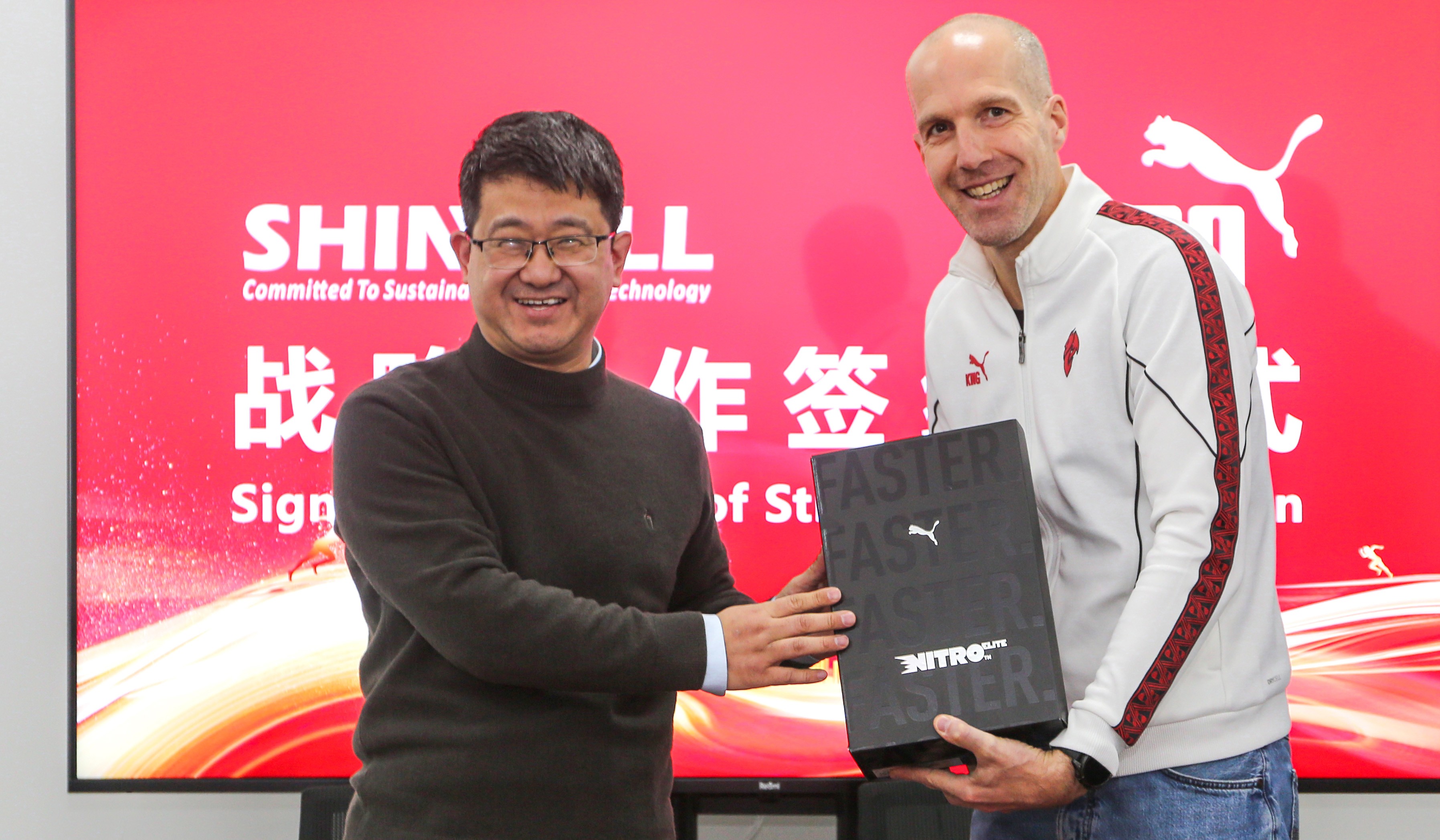 PUMA携手申赛新材研发新一代旗舰级氮气发泡跑鞋科技NITRO™